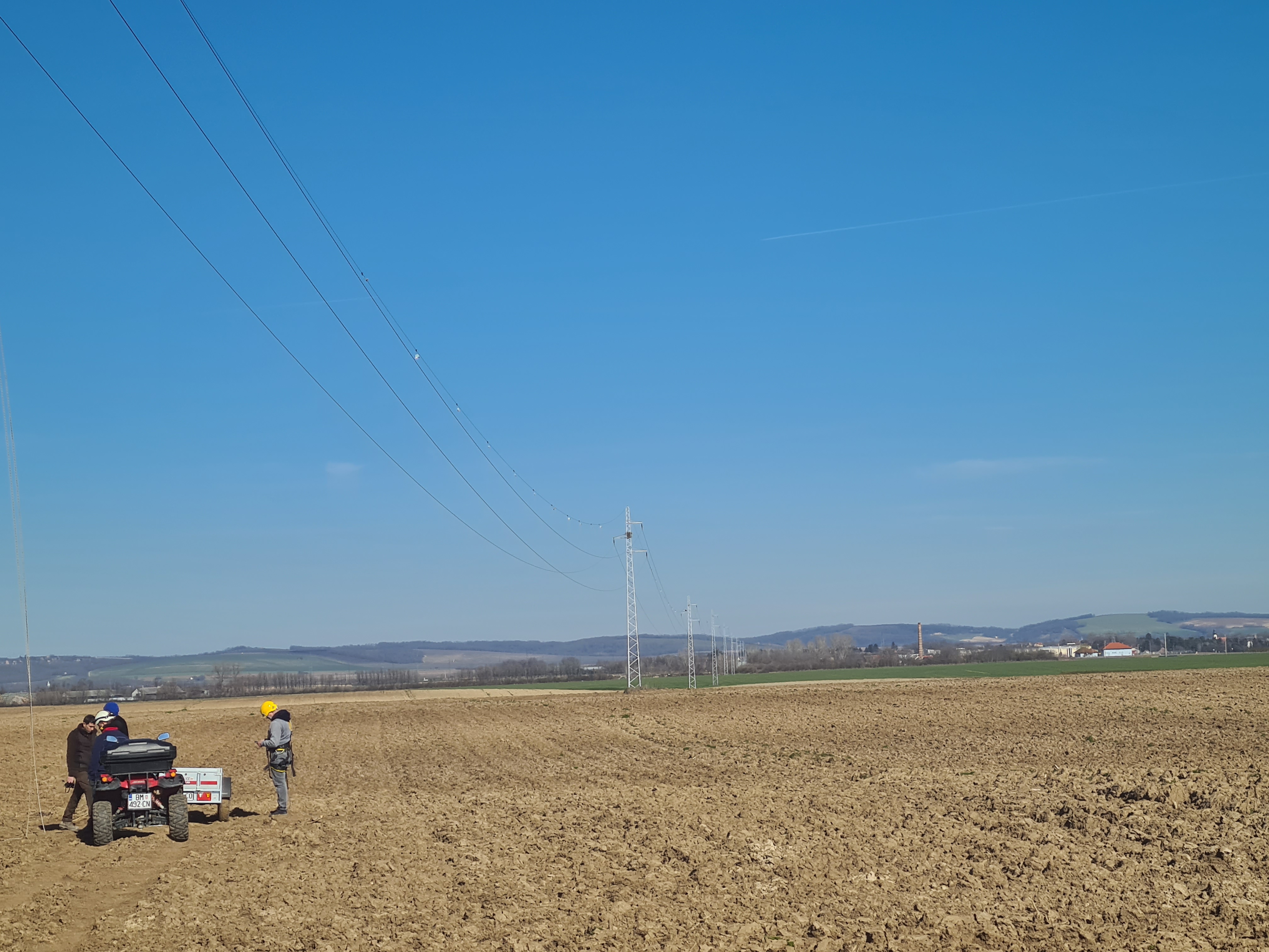 U TIJEKU POSTAVLJANJE DIVERTERA NA 35 KV DALEKOVOD U HRVATSKOJ 